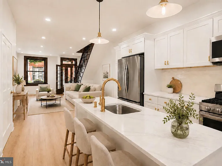 1519 N Dover St — Photo 23