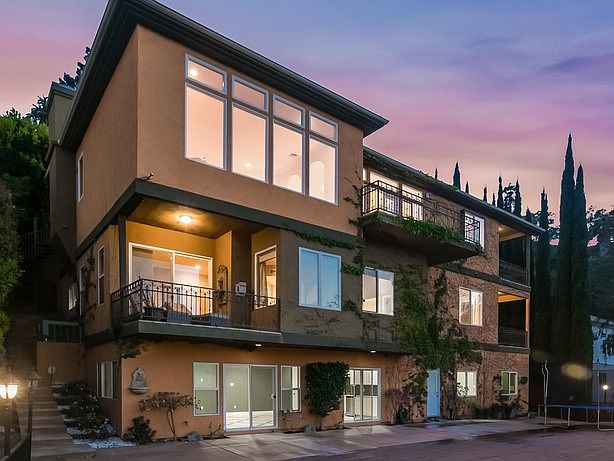 1st image of 3682 Avenida Del Sol