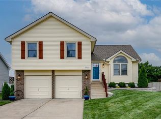 16113 Spring Valley Rd, Belton, MO 64012