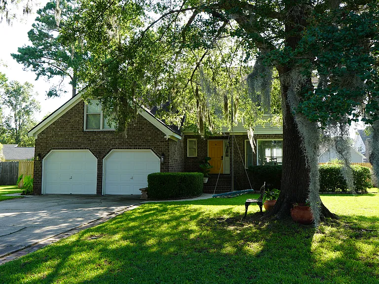 147 Palmetto Bluff Ct — Photo 107