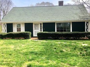 468 Reynolda Dr, Statesville, NC 28677