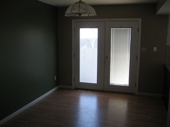 5th image of 6241 E 127th St