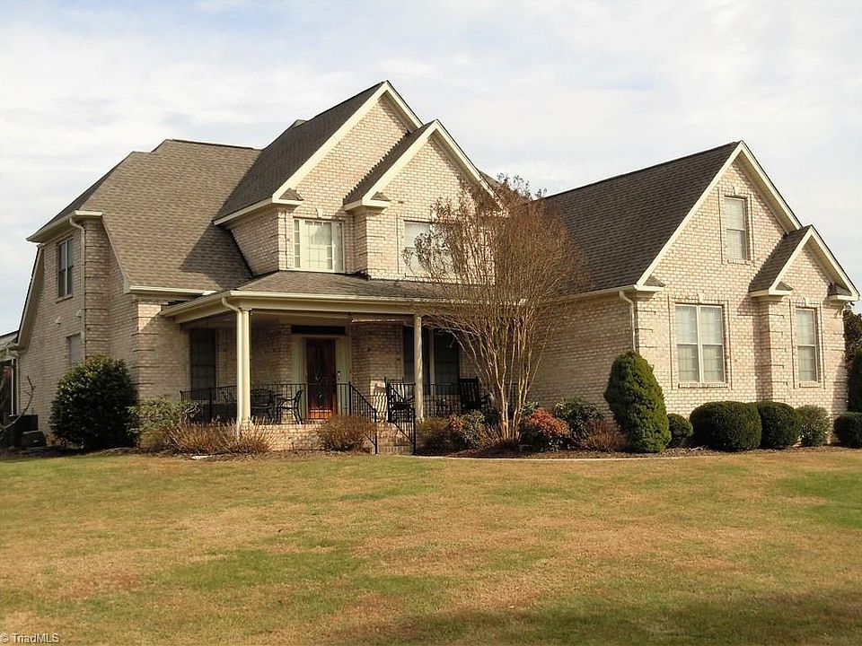 1st image of 605 Wigeon Dr