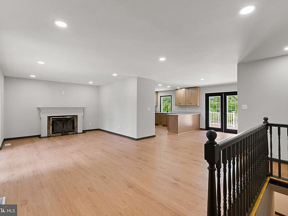 4th image of 9706 Wyman Way