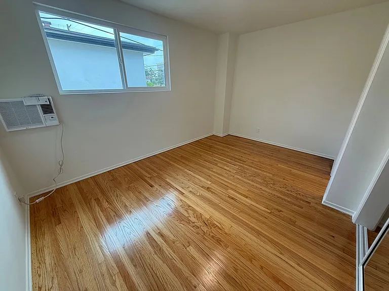 1514 S Orange Grove Ave #8 — Photo 11