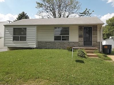2nd image of 7133 Yates St