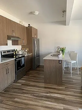 827 Kleinburg Dr E — Photo 5