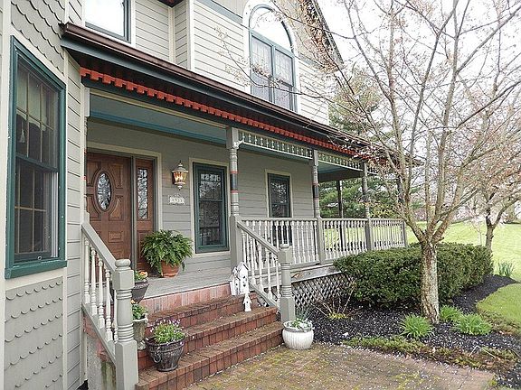 2nd image of 4933 Laurel Wood Ct