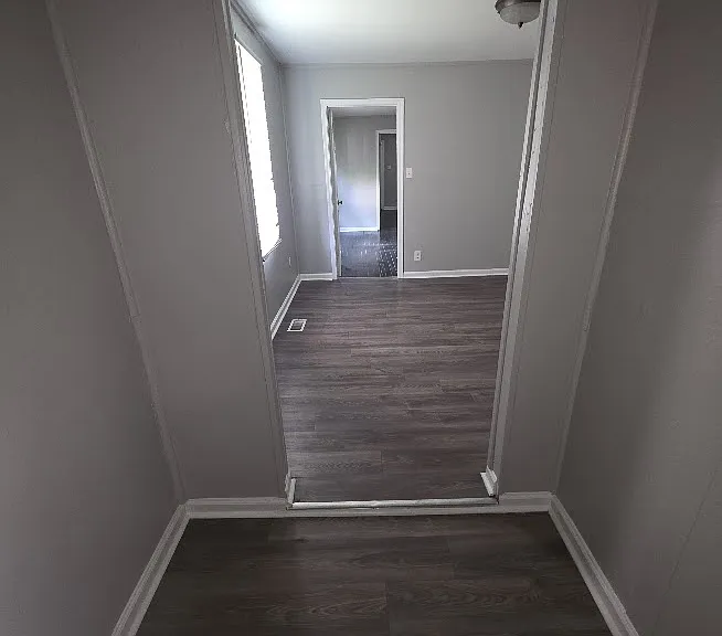 723 Lynn St #723 — Photo 2