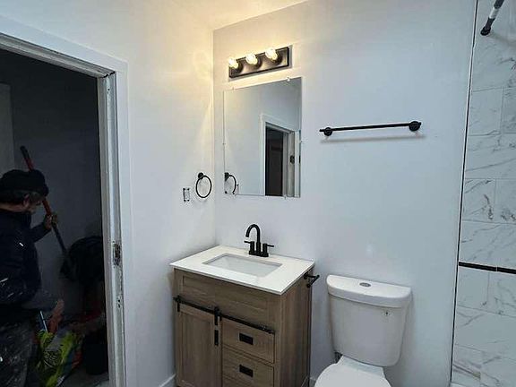 5th image of 37 Armstrong Ave #2