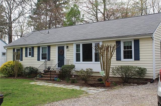 1st image of 2424 Lauderdale Dr