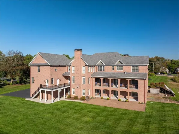 3070 Diamond Hill Rd, Cumberland, RI 02864