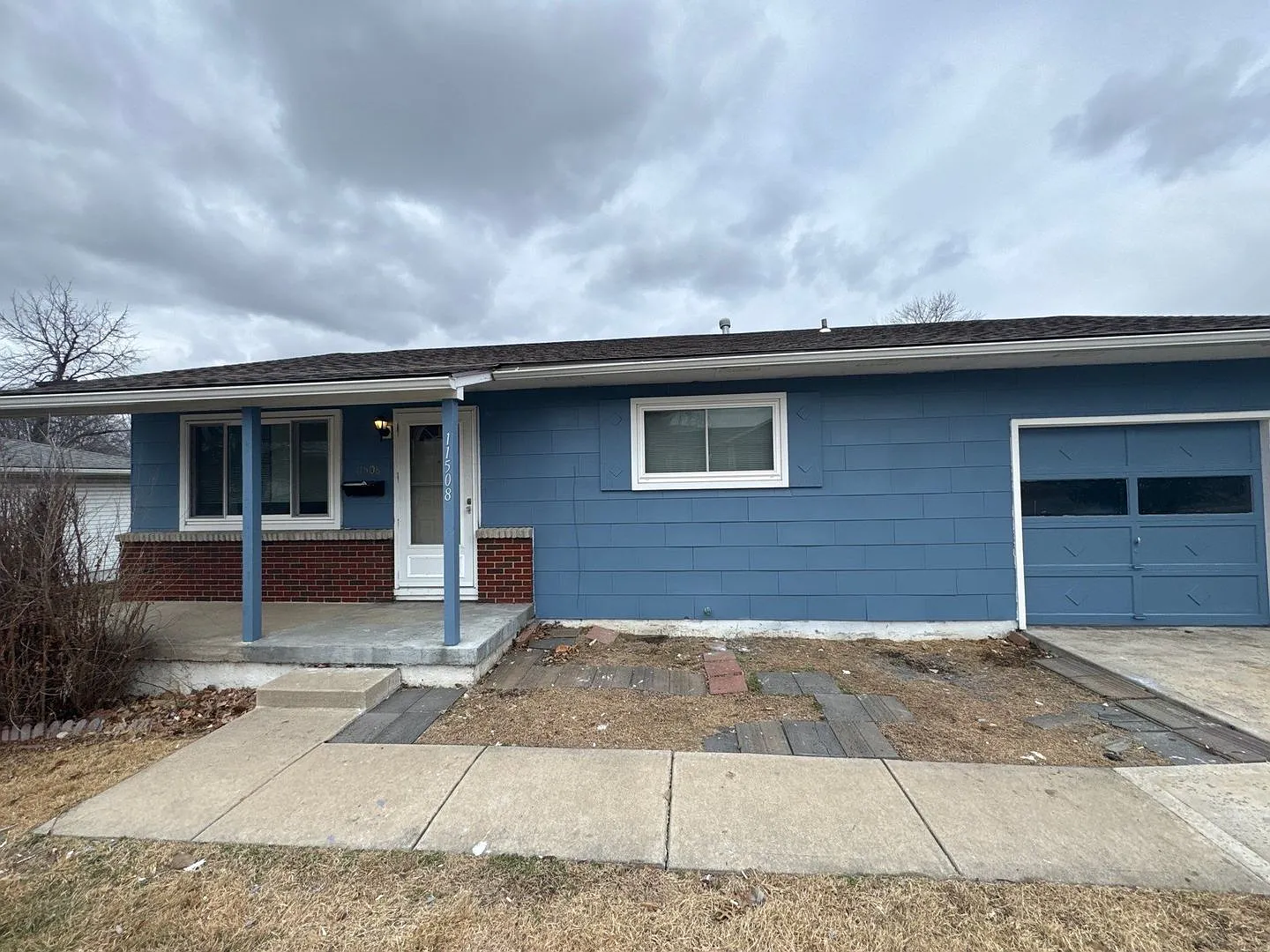 Available Now! Sf In Raytown New Price — Photo 1