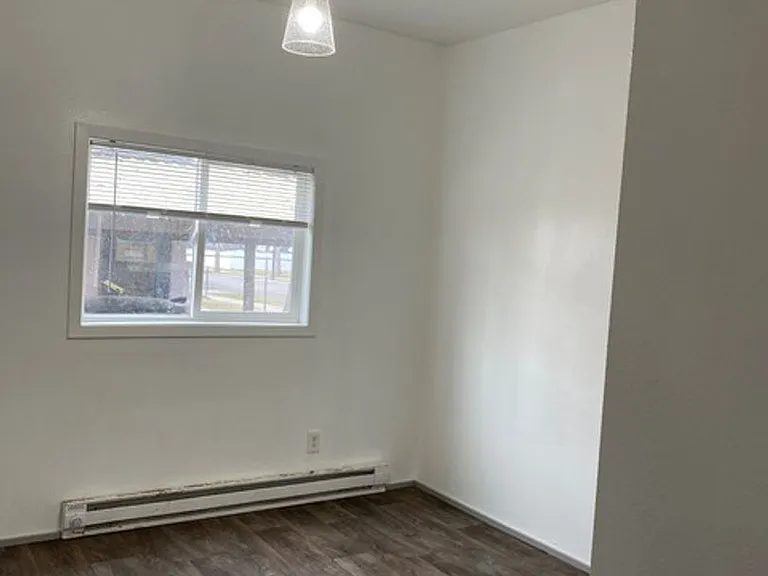 826 3rd Ave S — Photo 5