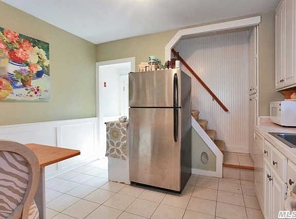 5th image of 36 Hickory Pl