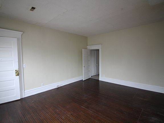 2nd image of 781 Bryden Rd APT 3