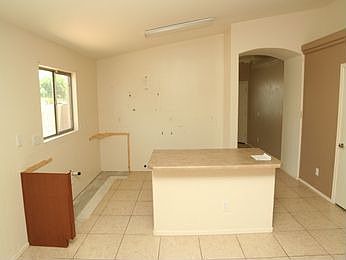 3rd image of 1228 W Beacon Ct