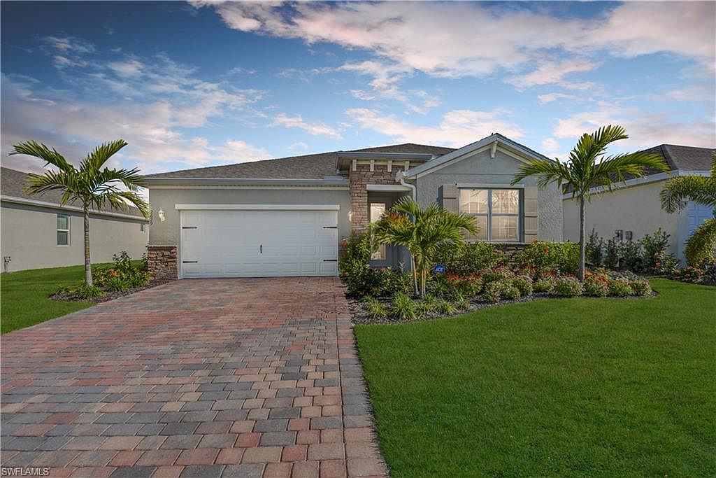 2629 Corona Ln, Cape Coral, FL 33909 | Zillow