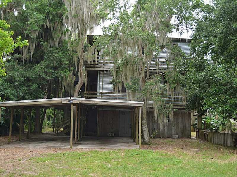1st image of 2392 Lakeview Dr