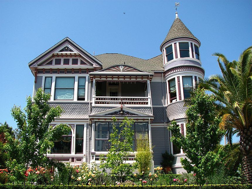1st image of 200 Prospect St