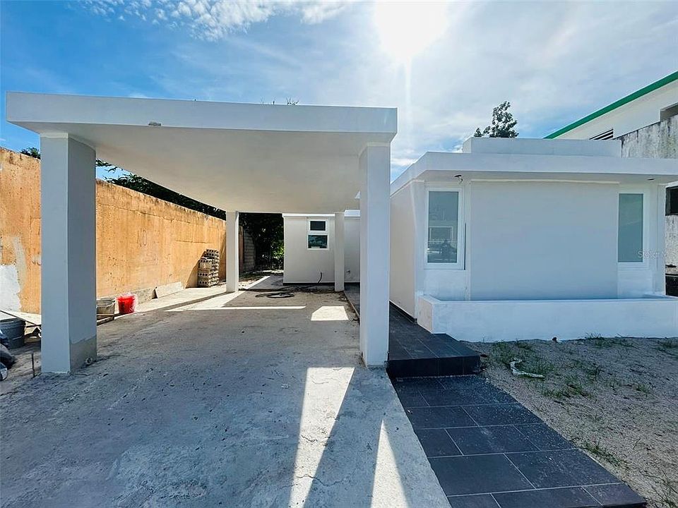 1st image of Calle 2 URB JARDINES DE LOIZA A-20