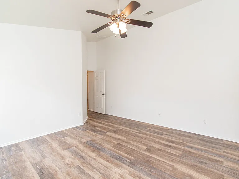 7003 Osbaldo Dr — Photo 20