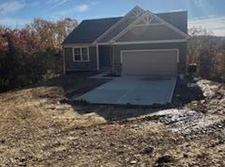 765 Gailen Dr, Demossville, KY 41033