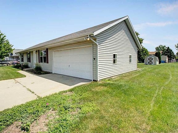 3rd image of 65822 Barrens Dr