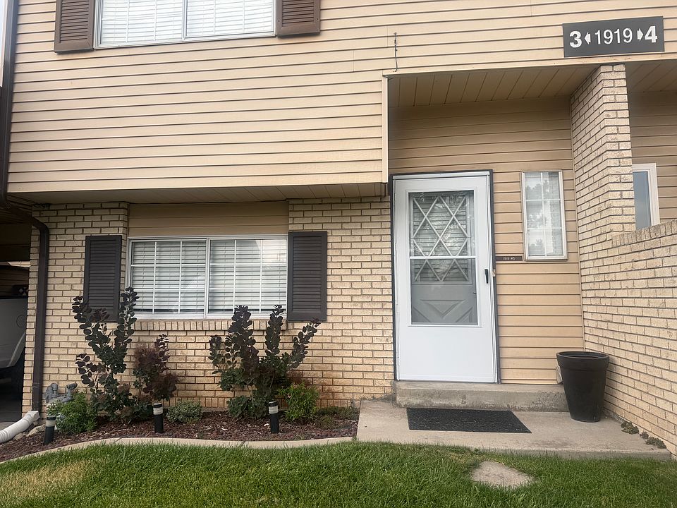 1st image of 1919 W Homestead Farms Ln APT 3