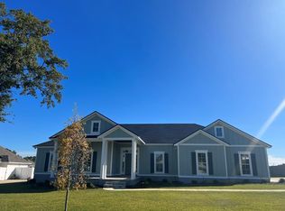 49 Willow Creek Dr, Tifton, GA 31793