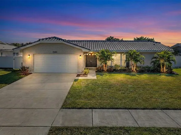 2161 Wateroak Dr N, Clearwater, FL 33764