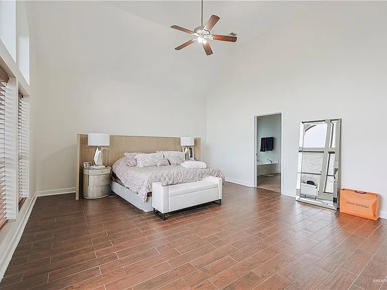 2806 San Eduardo St — Photo 13