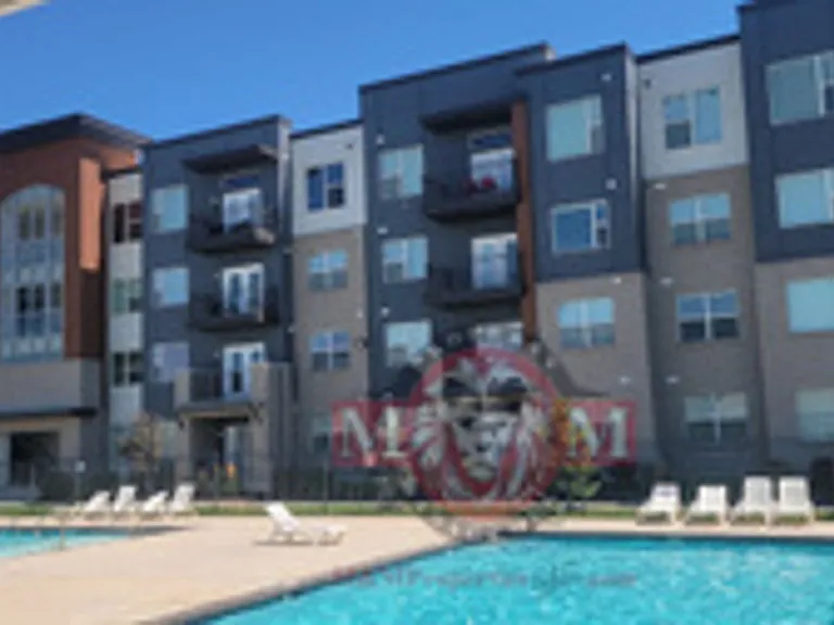 104 E Resaca Dr #E2 — Photo 1