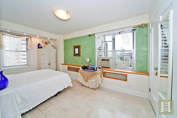 Sold by Halstead Real Estate | media 22