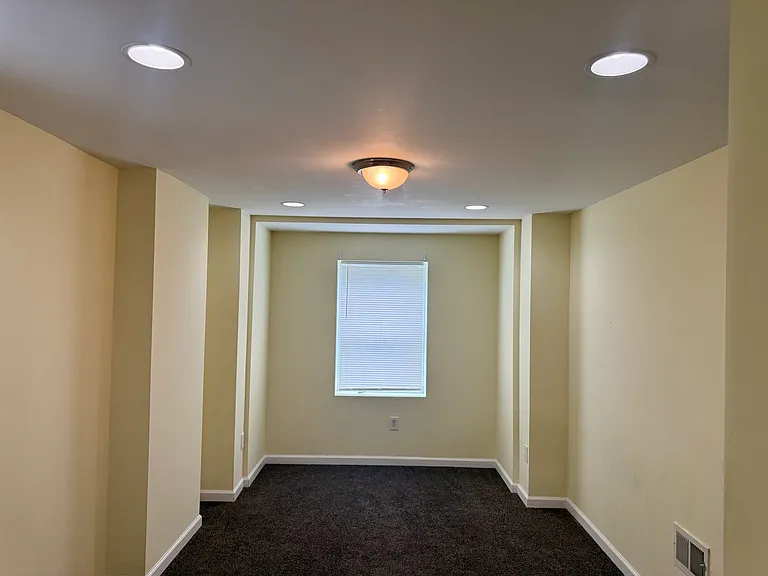 1511 N Eden St — Photo 10