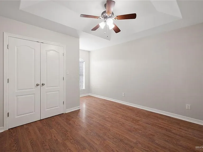 115 S 48th Ln #2 — Photo 9