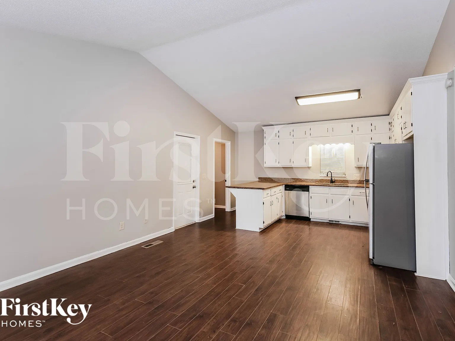 4 bed, 2.5 bath, 1164 sqft, $2,115 — Photo 4