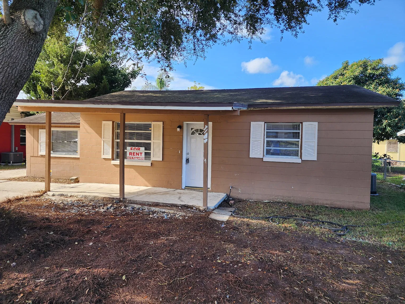3 bed, 900 sqft, $1,600 — Photo 1