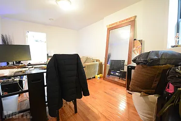 Rented by Mdrn Residential