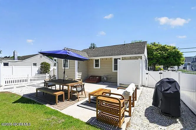404 Gorham Ave — Photo 9