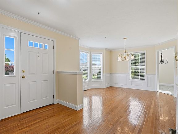 3rd image of 70 Orchard Meadow Dr Unit 70