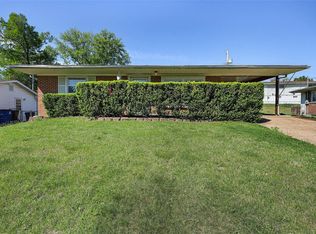 5113 Rockingham Dr, Saint Louis, MO 63121