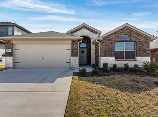 2105 Denmark Ln, Fort Worth, TX 76108