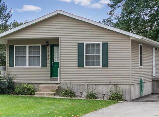 1725 Wilson Ave SW, Cedar Rapids, IA 52404