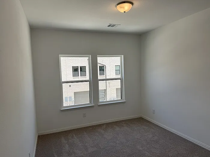 1218 Daybreak Dr — Photo 18