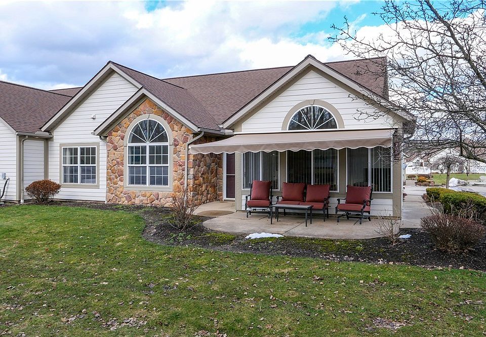 1st image of 705 Crossings Cir