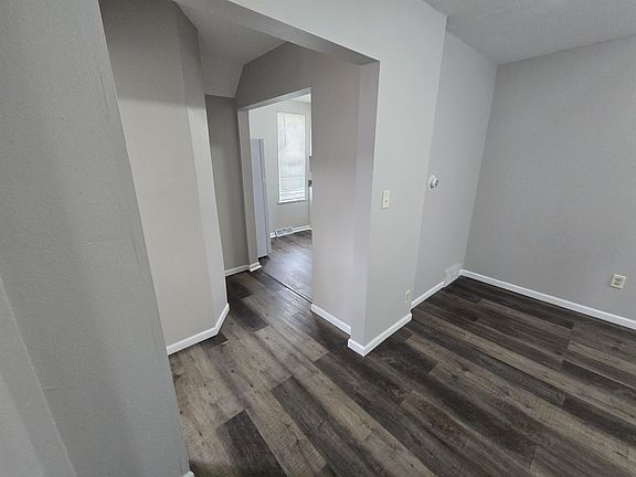 5th image of 1127 22nd Ave