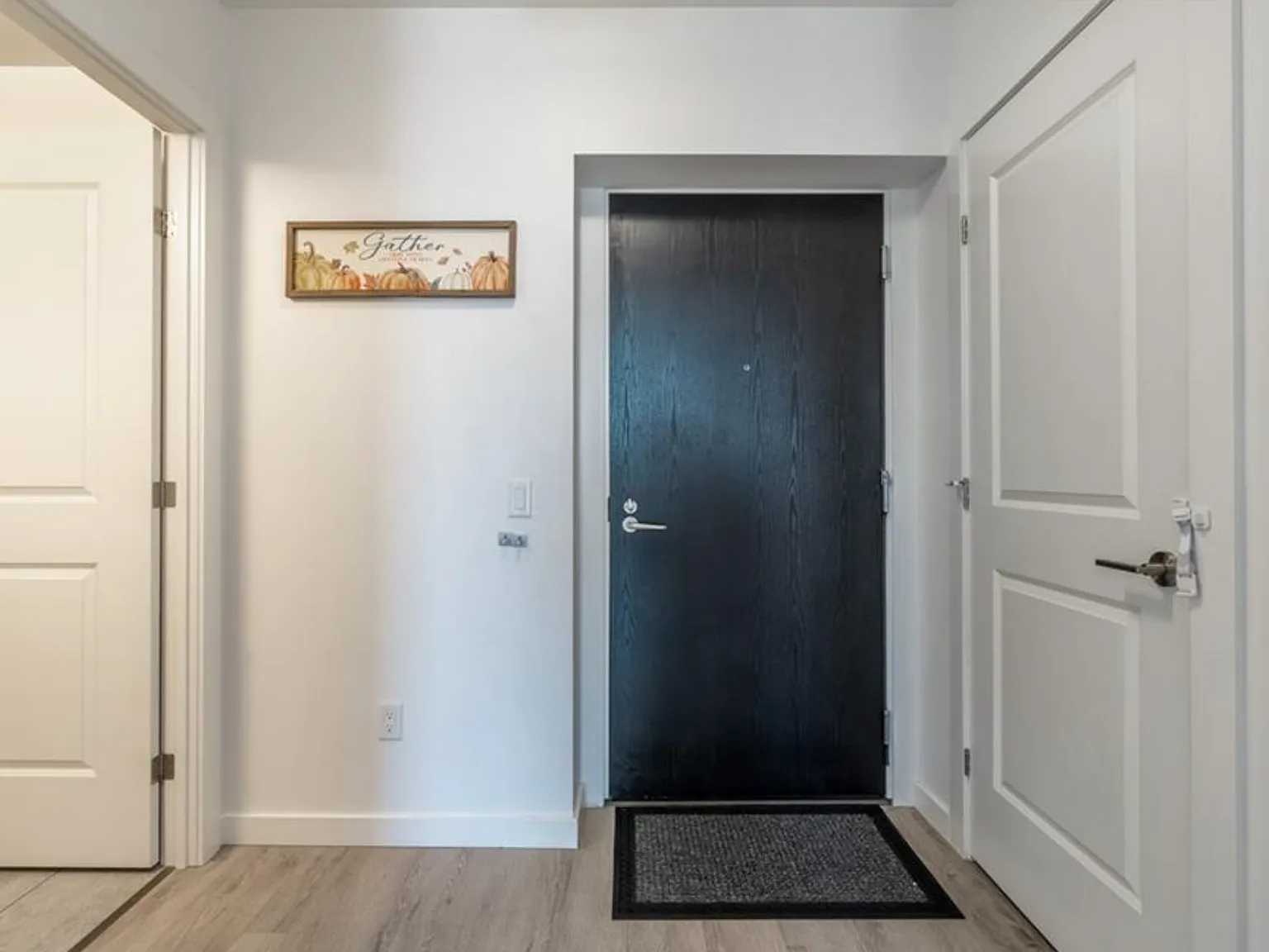 1 bed, 549 sqft, $2,175 — Photo 2