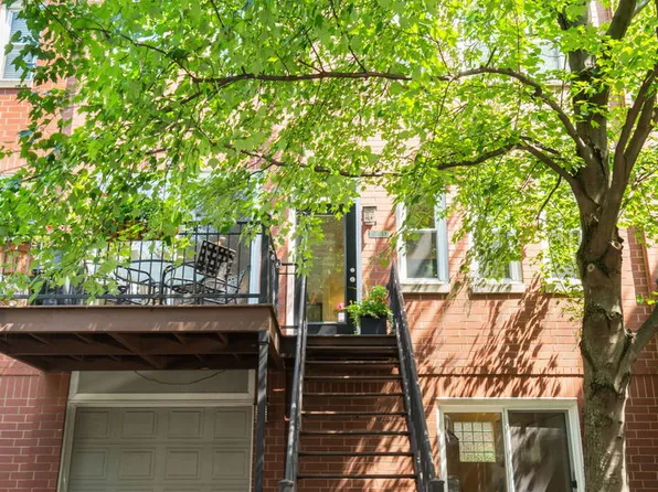2825 N Wolcott Ave APT E, Chicago, IL 60657