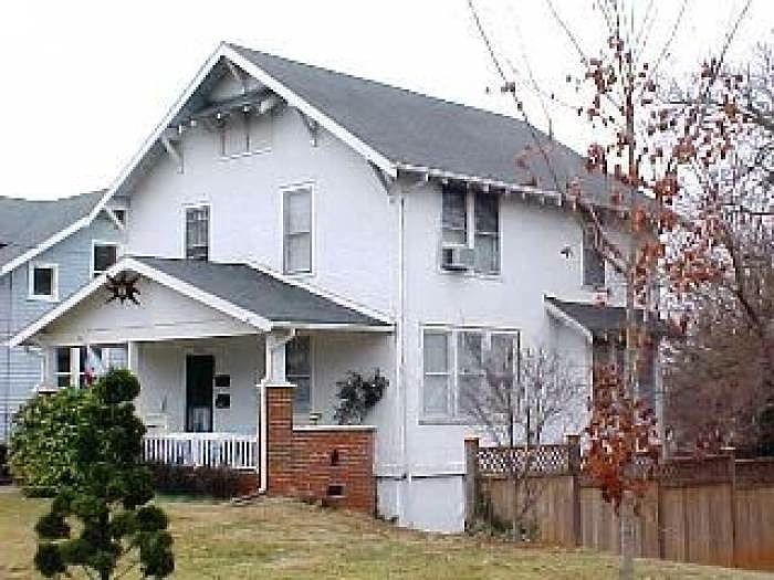 1st image of 3305 Memorial Ave #B